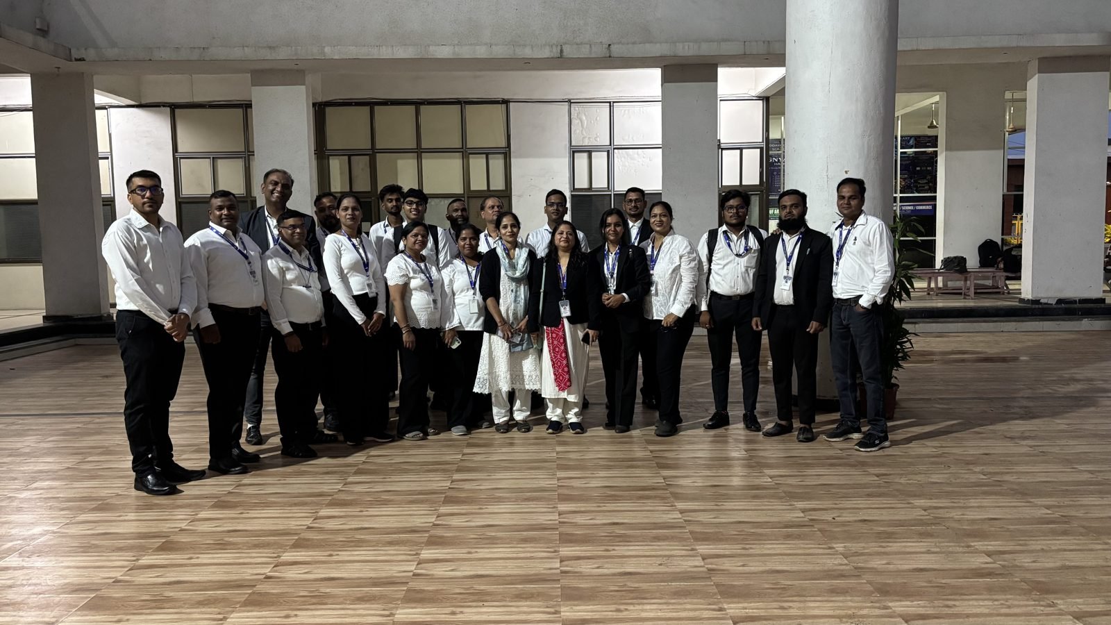 Students at Yerwada Central Prison, Pune – photo 5